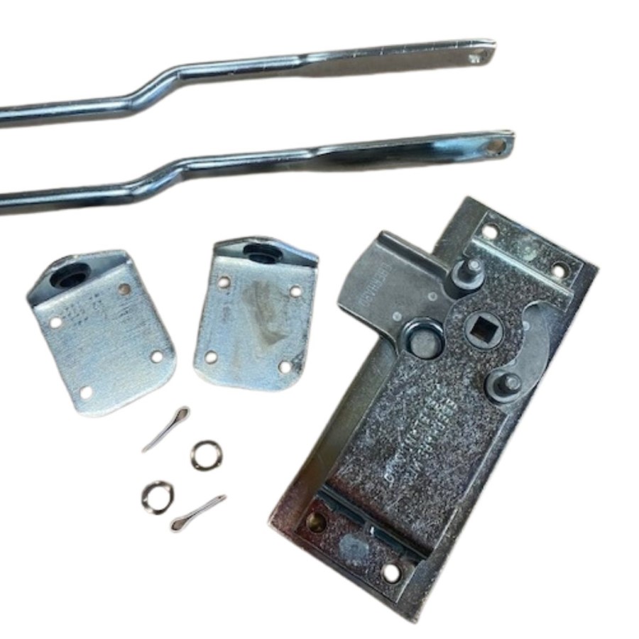 Eberhard 3 Point Lock